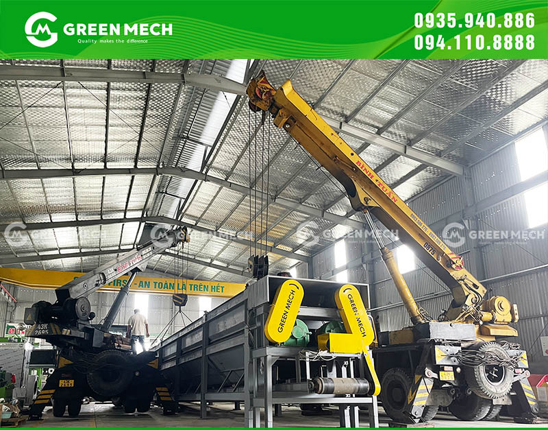 Thiết bị công suất lớn được sử dụng cẩu chuyên biệt để đưa lên xe vận chuyển
